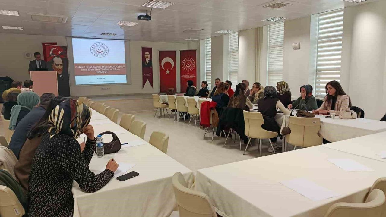 KADIN HAKLARI İÇİN GÜÇ BİRLİĞİ!