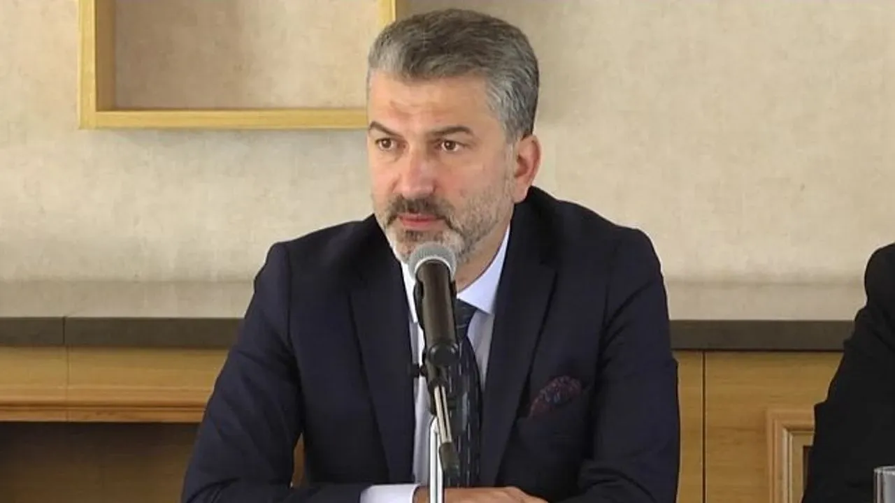 SEZGİN MUMCU GÖREVDEN Mİ ALINDI?