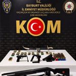 Kaçakçılık operasyonlarında silah ve 665 fişek ele geçirildi