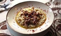 Amasya'nın tescilli lezzeti 'taş fırın keşkeği': Pişmesi 12 saat sürüyor