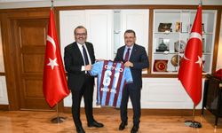 ÜNAL’DAN TRABZON BÜYÜKŞEHİR BELEDİYESİ’NE ZİYARET