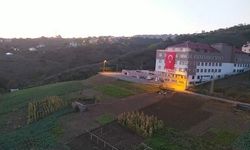 AKÇAABATLI ÖĞRENCİLERDEN ULAŞIM İSYANI