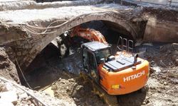 Üzeri kapanan taş köprü yeniden Rize’ye kazandırıldı.