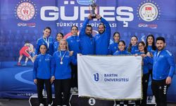 BARÜ'lü güreşçilerden ÜNİLİG'de madalya yağmuru: 16 madalya