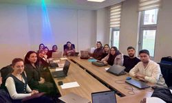 Bolu'da geleceğin iletişimcileri kendi hikayelerini dijitale taşıdı