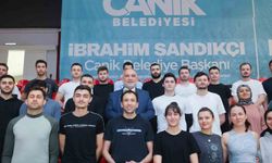 Canik Belediyesi gençleri hedeflerine taşıyor