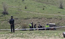 Traktör dere yatağına devrildi: 1 ölü, 3 yaralı