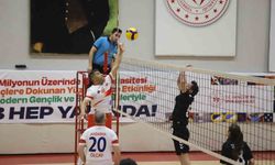 Gençlik Haftası kapsamında kurumlar arası voleybol turnuvası başladı