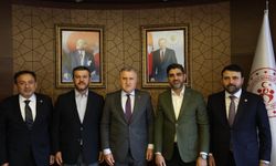 Karabük heyeti Gençlik ve Spor Bakanı Bak ile görüştü