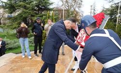 Karabük'te 89. yıl kutlamaları çelenk sunma töreniyle başladı