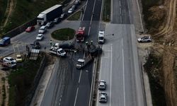 İtfaiye sürücüleri sıkıştıkları yerden güçlükle çıkardı!