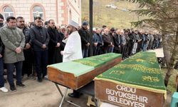 Trafik kazasında hayatını kaybeden baba ve öğretmen kızı son yolculuğuna uğurlandı