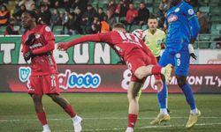 Trendyol Süper Lig: Çaykur Rizespor: 0 - Gaziantep FK: 1 (İlk yarı)