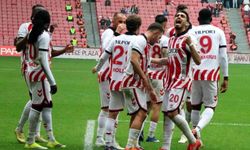 Trendyol Süper Lig: Samsunspor: 1 - Konyaspor: 1 (İlk yarı)