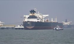 HÜRMÜZ’DE GEMİLERE ATEŞ AÇILDI! HAMANEY'DEN SAVAŞ MESAJI