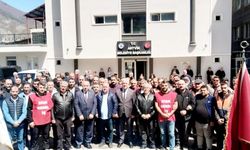 BELEDİYE ÇALIŞANLARI MUTLU: YÜZDE 40 ZAM!