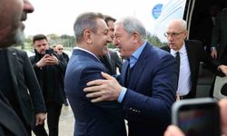 Akar'dan Başkan Dere'ye övgü dolu sözler