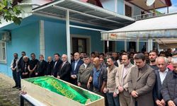 Derede sel sularına kapılarak hayatını kaybeden yeğen toprağa verildi, amca aranıyor