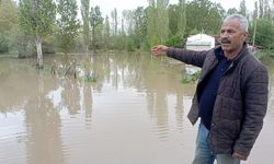 Tokat'ta taşkın sonrası çiftçiler tarlalarına giremedi