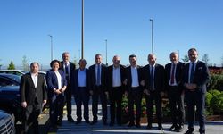 ÖZGÜR ÖZEL RİZE’DE: ÇAY ÜRETİCİSİ İÇİN MEYDAN VAKTİ!