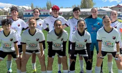 KARDELEN SPOR KADIN FUTBOLUNDA LİGİ SALLADI
