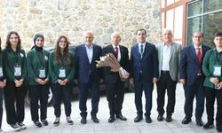 NİHAT ÖZDEMİR TRABZONLU GENÇLERE İLHAM OLDU!