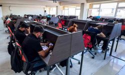Sınav maratonundaki gençlere Turhal Belediyesi'nden modern çalışma merkezi