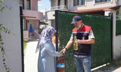 Düzce'de atık yağ kampanyasına katılanlara sıvı yağ hediyesi