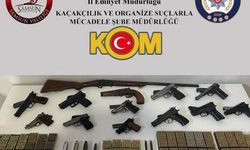 Silah tacirlerine ve düğün magandalarına operasyon: 12 tabanca ele geçirildi