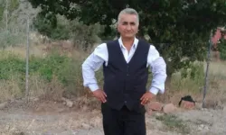 Dereye devrilen traktör sürücüsü hayatını kaybetti