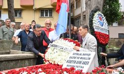 HÜSEYİN AVNİ AKER, VEFATININ 82. YILINDA KABRİ BAŞINDA ANILDI