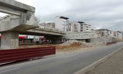 Trabzon'da Reşadiye Viyadüğünde yıkım çalışmaları sürüyor