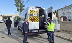 Bayburt'ta öğrenci servisleri denetlendi