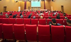 Bayburt'ta üniversite öğrencilerine şiddetin işaretleri anlatıldı