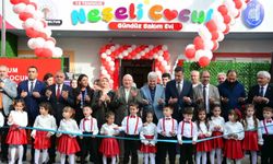 Çorum Belediyesinin çocuk gündüz bakım evi törenle açıldı