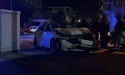 Çorum'da iki otomobil çarpıştı: 4 yaralı