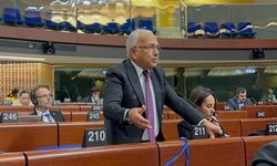 Hilmi Güler'den Yunan Başkana Avrupa'nın ortasında çarpıcı cevap: 'Sizin ülkeniz kadar yer yıkıldı, Türkiye yeniden ayağa kaldırdı'