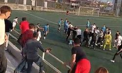 Karabük'te U17 maçında ortalık karıştı: Karşılaşma tatil edildi
