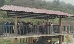 Öğrenciler kuş türlerini doğal yaşam alanlarında gözlemledi
