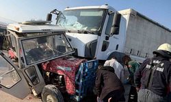 Tokat'ta tır traktörle çarpıştı: 2 ölü, 1 yaralı