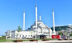 TÜRKİYE'NİN CAMİ HARİTASINDA TRABZON İLK 10'DA!