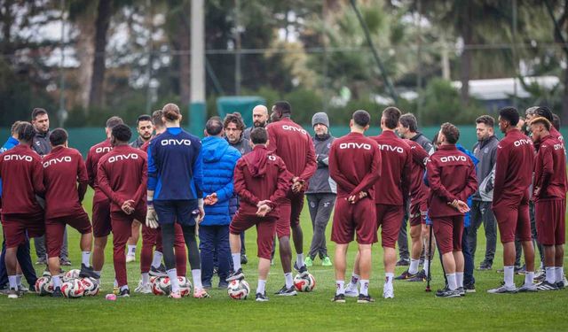 Evinde yenilmeyen Trabzonspor, namağlup Fenerbahçe'yi ağırlıyor