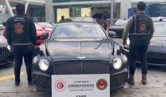 GÜMRÜKTEN USULSÜZ GEÇİRİLEN 65 LÜKS ARACA EL KONULDU: 22 GÖZALTI