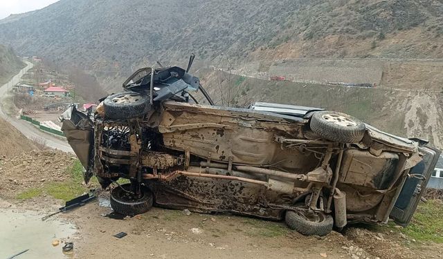 UÇURUMA YUVARLANDI: 1 ÖLÜ