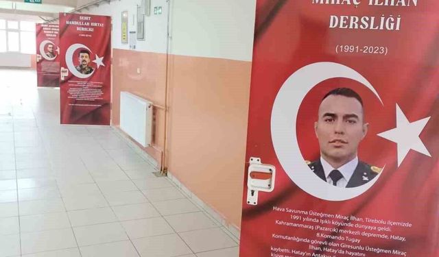 SINIF KAPILARINDA KAHRAMANLARIN İMZASI!