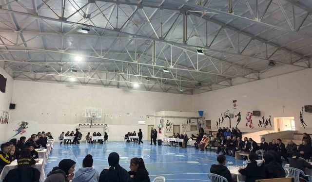Vezirköprü'de liseler arası bilgi yarışması yapıldı