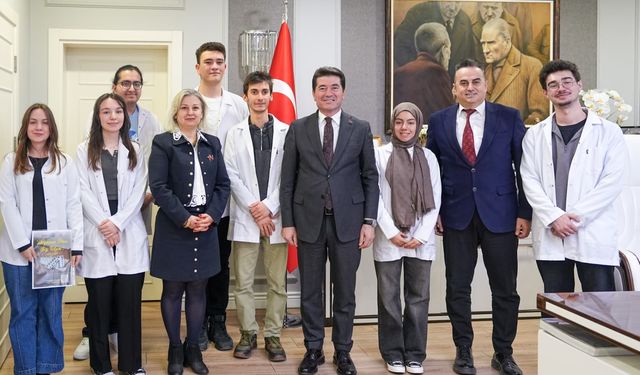 BAŞKAN KAYA UYARDI: ATIK İLAÇLARI SAKIN ÇÖPE ATMAYIN!