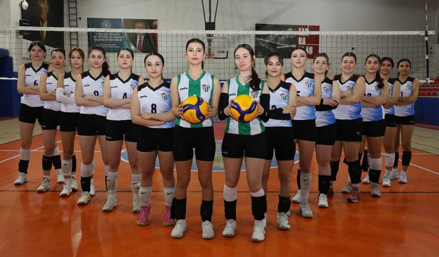 ARTVİNSPOR VOLEYBOLDA FARKINI ORTAYA KOYACAK