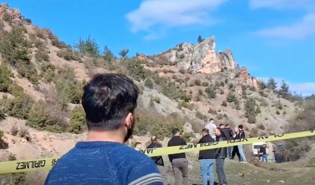 2 yaşındaki kayıp çocuk 10 saat sonra dağın zirvesinde bulundu