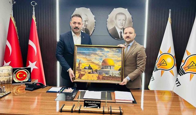 Başkan Çağlayan'a 'Mescid-i Aksa' tablolu ziyaret
